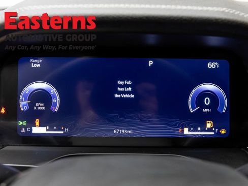 Used 2023 Jeep Grand Cherokee Limited w/ Black Appearance Package AWD/4WD image 18