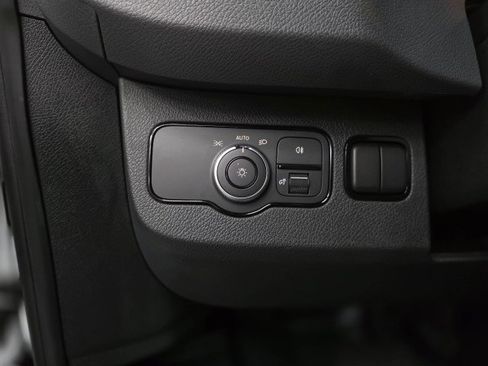 Used 2024 Mercedes-Benz Sprinter 4500 image 25