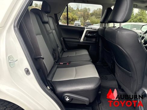 Used 2019 Toyota 4Runner SR5 Premium AWD/4WD image 27