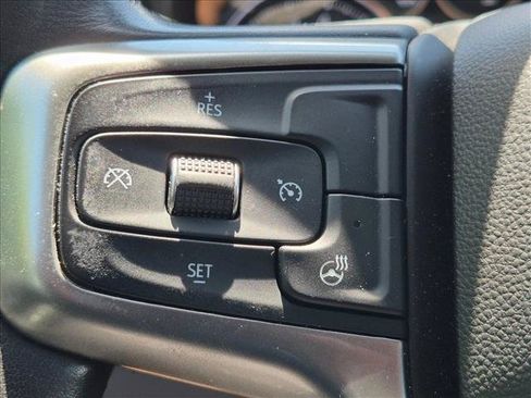 Used 2021 Chevrolet Silverado 1500 RST AWD/4WD image 13