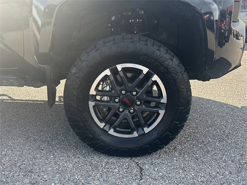 Used 2024 Toyota Tacoma TRD Sport image 27