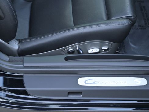 Used 2013 Porsche 911 Carrera S image 39