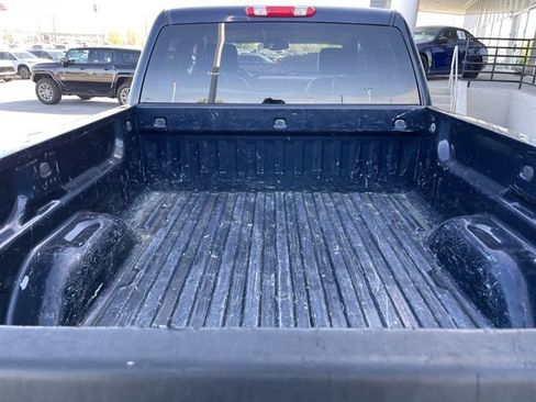 Used 2007 GMC Sierra 2500 SLT w/ EZ-Lift Tailgate Package image 16