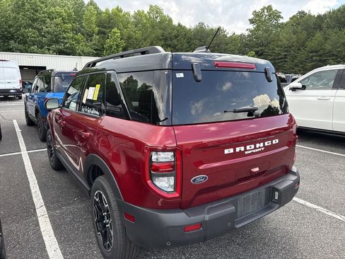 Used 2025 Ford Bronco Sport Outer Banks w/ Outer Banks Tech Package+ AWD/4WD image 14