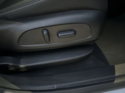 Used 2024 Chevrolet Blazer LT w/ Sound & Technology Package image 17