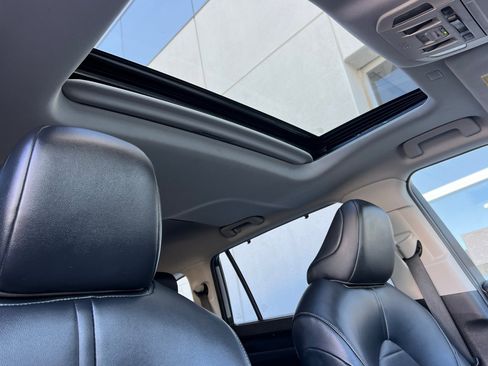 Certified 2022 Toyota Highlander XLE image 18