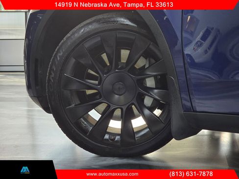 Used 2021 Tesla Model Y Long Range AWD/4WD image 5