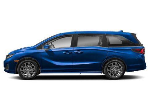 New 2026 Honda Odyssey Touring image 3