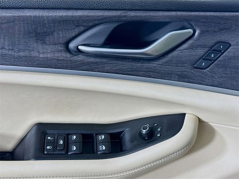 Used 2021 Jeep Grand Cherokee L Limited image 23