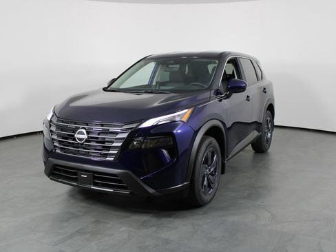 New 2026 Nissan Rogue SV FWD image 2