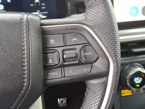 Certified 2025 Toyota Tacoma TRD Sport w/ TRD Sport Premium Package image 20