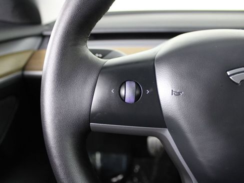 Used 2023 Tesla Model 3 Performance image 21