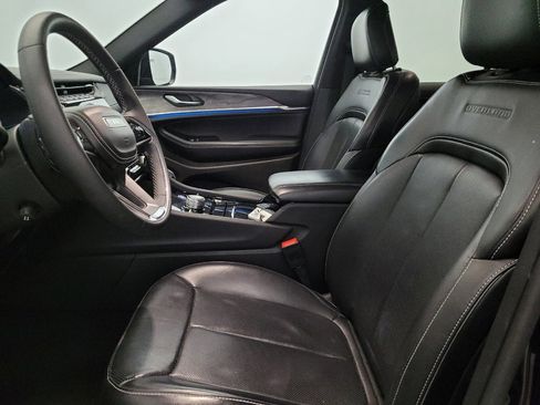 Used 2022 Jeep Grand Cherokee Overland image 17