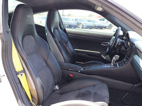 Used 2014 Porsche 911 GT3 RWD image 22
