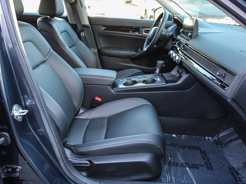 Used 2023 Honda Civic EX-L image 14