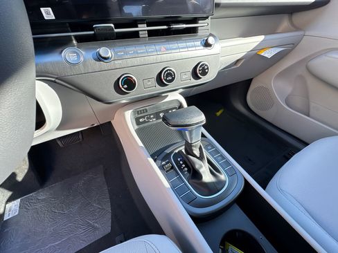 New 2026 Hyundai Kona SE image 30