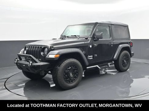 Used 2021 Jeep Wrangler Sport AWD/4WD image 2