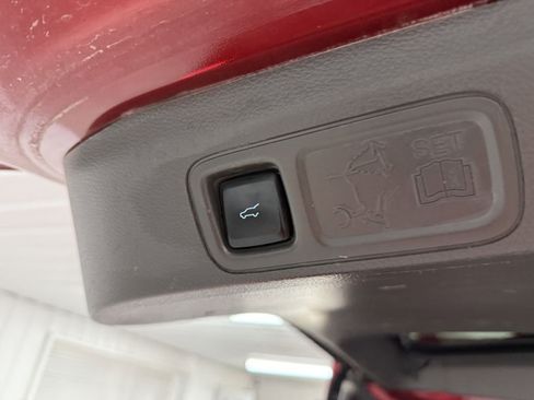 Used 2019 Ford Expedition Limited image 33