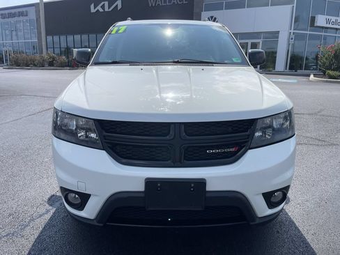 Used 2017 Dodge Journey GT AWD/4WD image 2