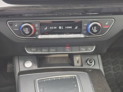 Used 2019 Audi Q5 2.0T Premium Plus image 19