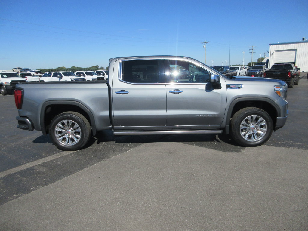 Used 2020 GMC Sierra 1500 Denali w/ Denali Ultimate Package AWD/4WD image 2