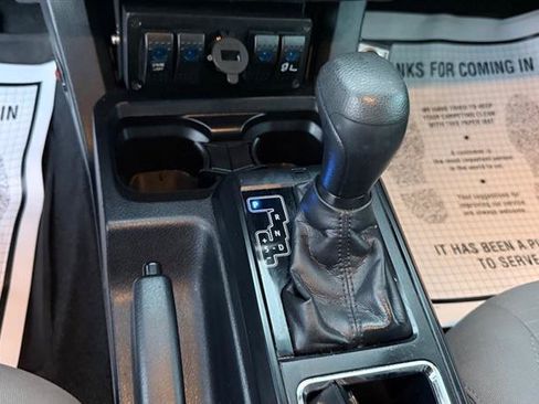 Used 2016 Toyota Tacoma SR w/ SR Convenience Package AWD/4WD image 22