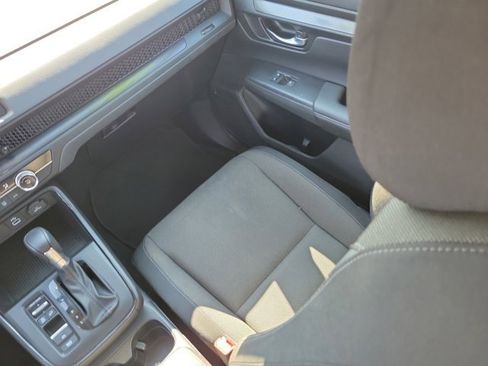 Used 2023 Honda CR-V LX image 4