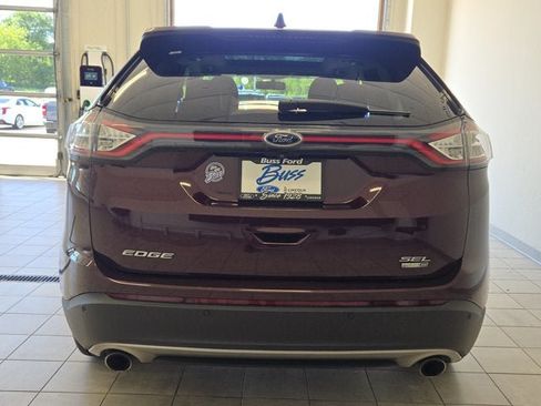 Used 2018 Ford Edge SEL w/ Equipment Group 201A AWD/4WD image 11