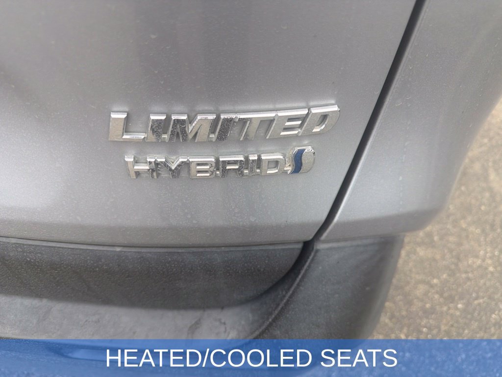 Used 2022 Toyota RAV4 Limited w/ Limited Grade Weather Package AWD/4WD image 5