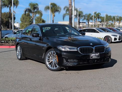 Certified 2023 BMW 530e image 2