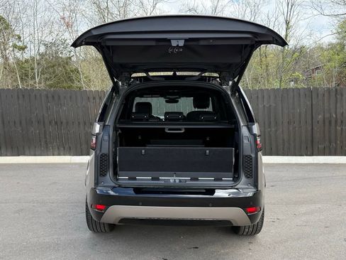 Certified 2025 Land Rover Discovery Dynamic SE AWD/4WD image 5