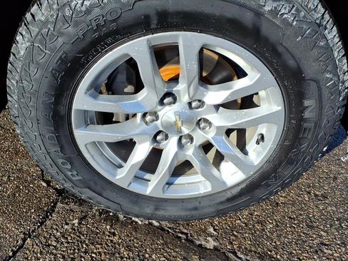 Used 2019 Chevrolet Silverado 1500 LTZ w/ LTZ Plus Package image 17