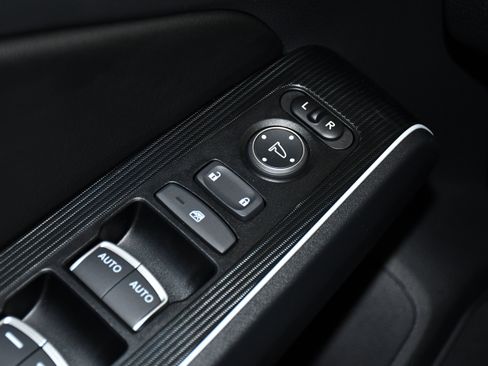Certified 2025 Honda Civic Sport Touring image 34
