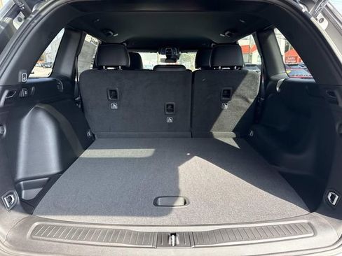 New 2026 Jeep Grand Cherokee Altitude AWD/4WD image 24