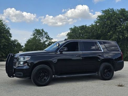 Used 2015 Chevrolet Tahoe 2WD image 1