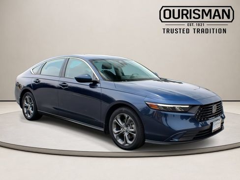 Certified 2024 Honda Accord EX image 2