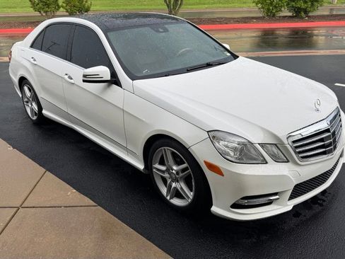 Used 2013 Mercedes-Benz E 350 4MATIC Sedan image 1