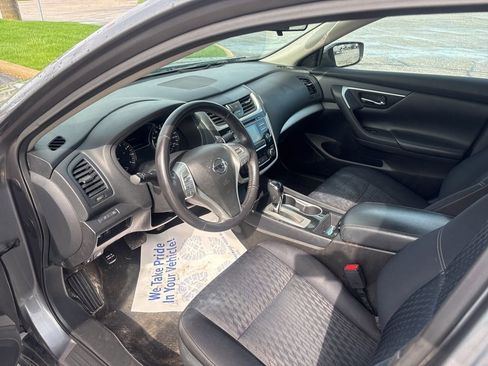 Used 2018 Nissan Altima 2.5 SV image 18
