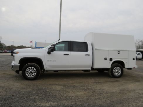 New 2026 Chevrolet Silverado 2500 W/T w/ WT Convenience Package image 2