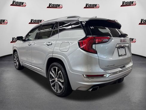 Used 2020 GMC Terrain Denali w/ Denali Premium Package AWD/4WD image 6