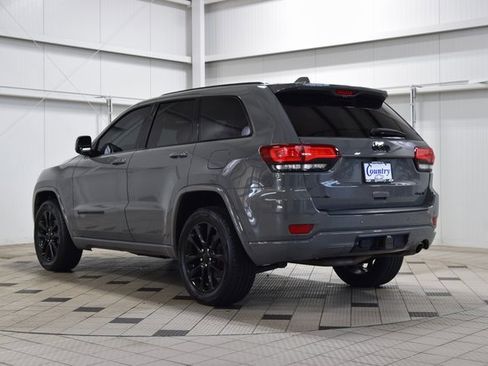 Used 2020 Jeep Grand Cherokee Altitude image 6
