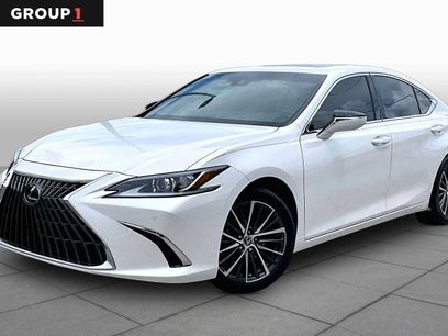 Used 2023 Lexus ES 350 w/ Premium Package