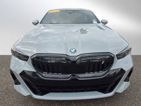 Used 2026 BMW i5 eDrive40 w/ M Sport Package image 8