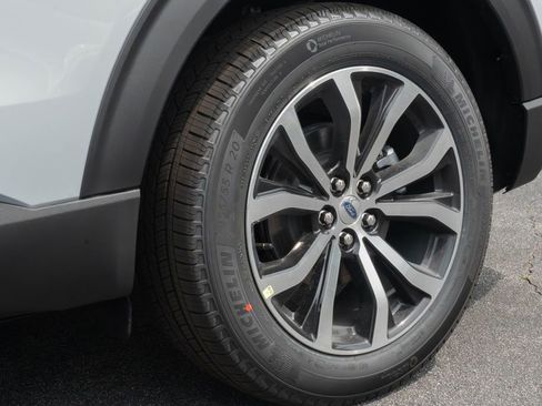 New 2026 Ford Explorer ST-Line AWD/4WD image 2