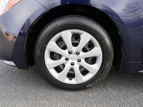 Used 2024 Toyota Corolla LE image 13