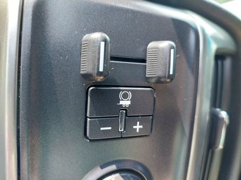 Used 2018 Chevrolet Silverado 2500 LT w/ LT Convenience Package AWD/4WD image 14
