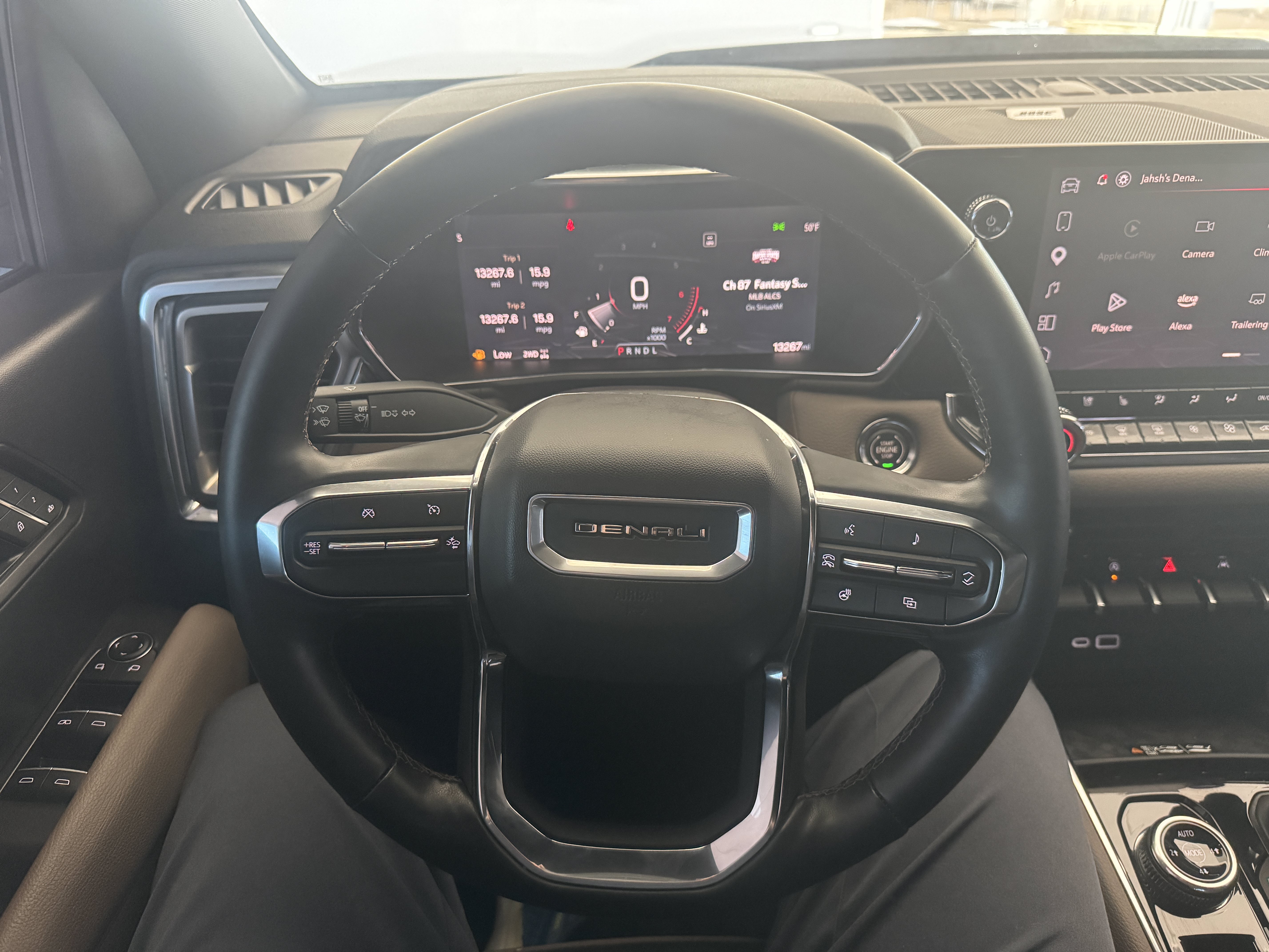 Used 2025 GMC Canyon Denali w/ LPO, Denali Black Edition AWD/4WD image 12