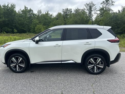 Certified 2023 Nissan Rogue Platinum AWD/4WD image 8