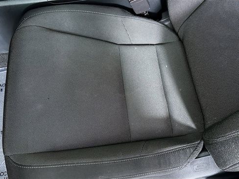 Used 2025 Honda CR-V EX image 19