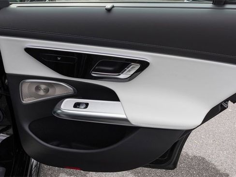 New 2026 Mercedes-Benz E 53 AMG e 4MATIC Sedan image 18